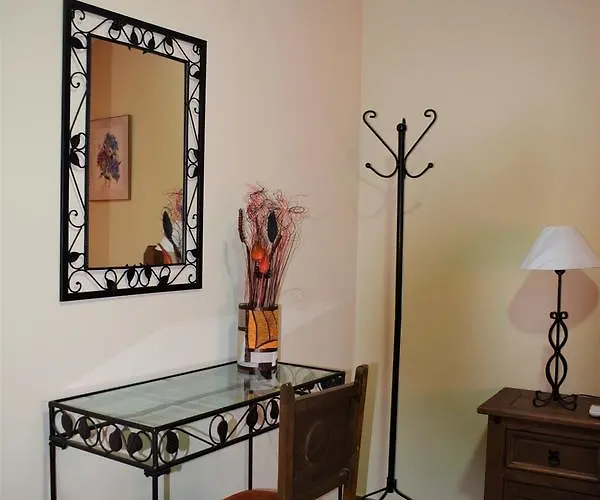 Casa Queta Bed & Breakfast 3*